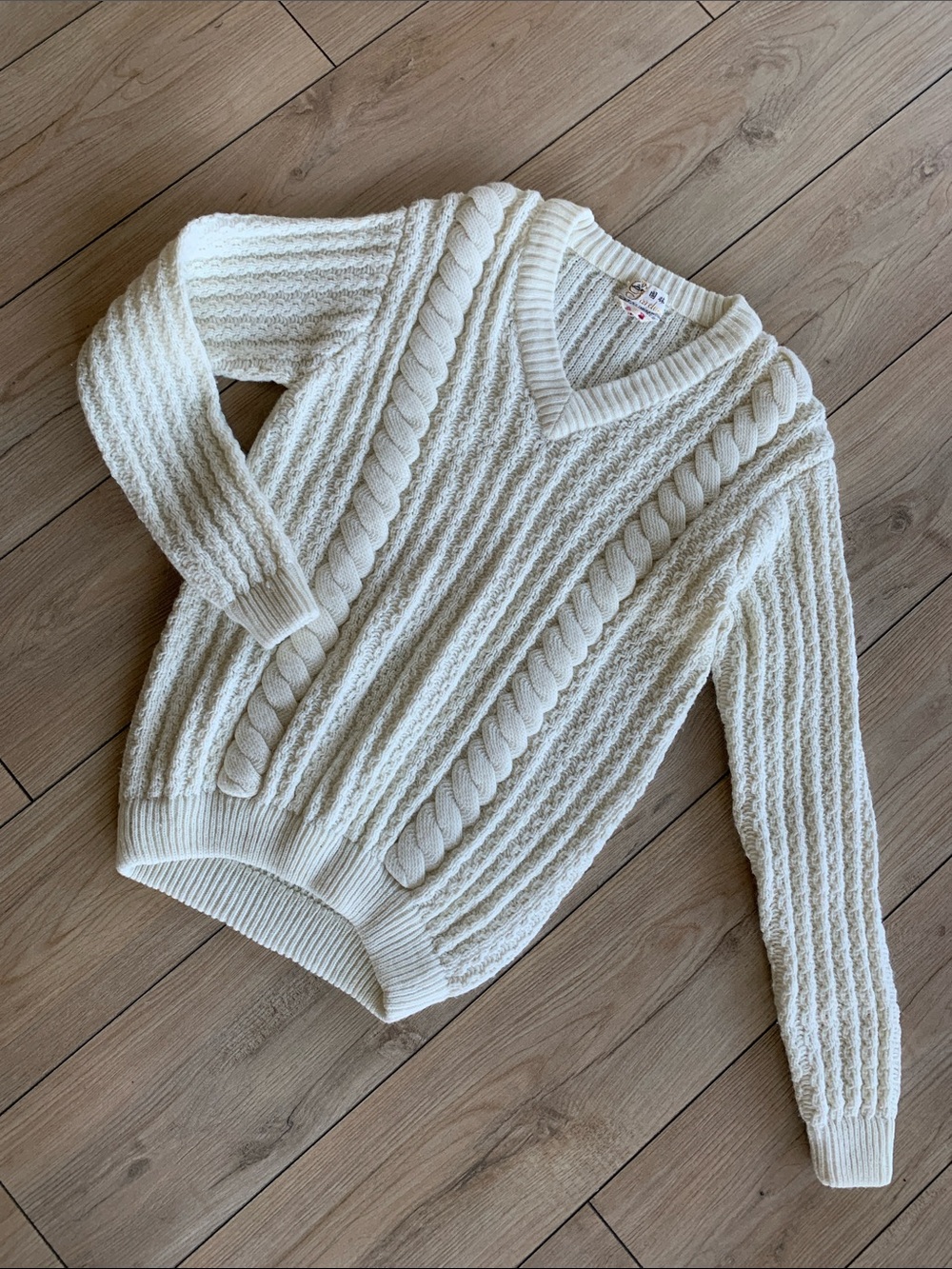 Vintage Cream Cable Knit V-Neck Sweater - fisherman or coastal aesthetic